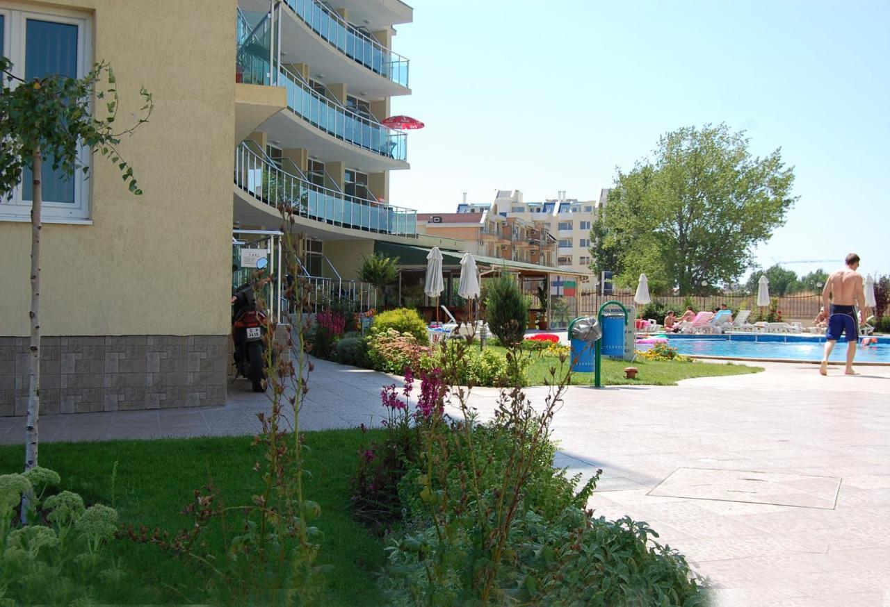 Julia Family Apartments Slantschew brjag Exterior foto